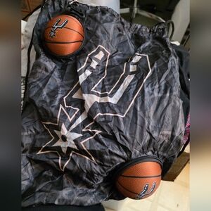NBA Black and White Drawstring Backpack Collapsible Spurs Into Basket Ball Pics